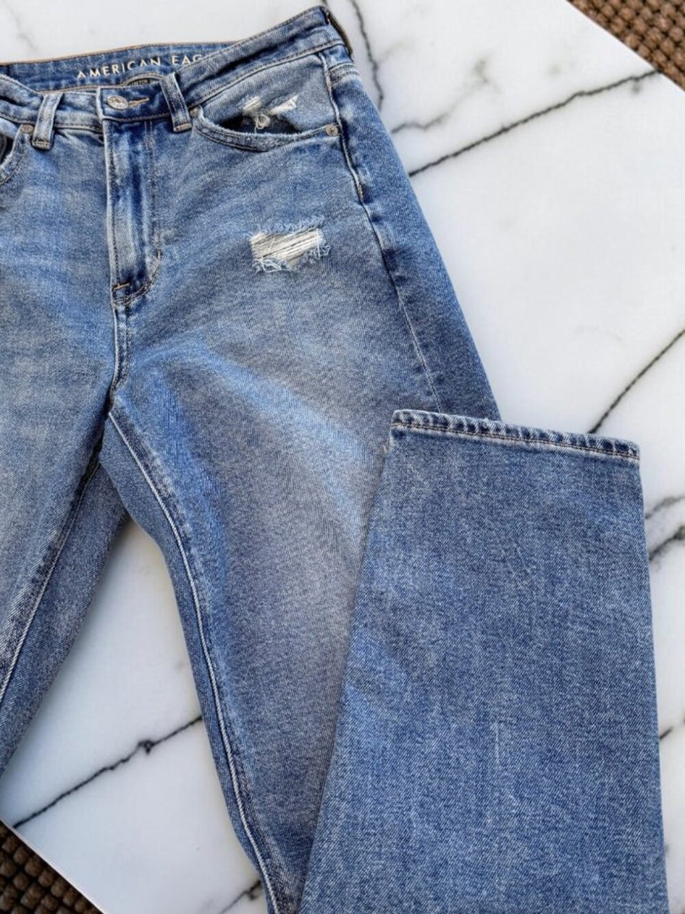 American Eagle Stretch Mom Straight Jeans Size 4 Distressed High Waist - Picture 12 of 12
